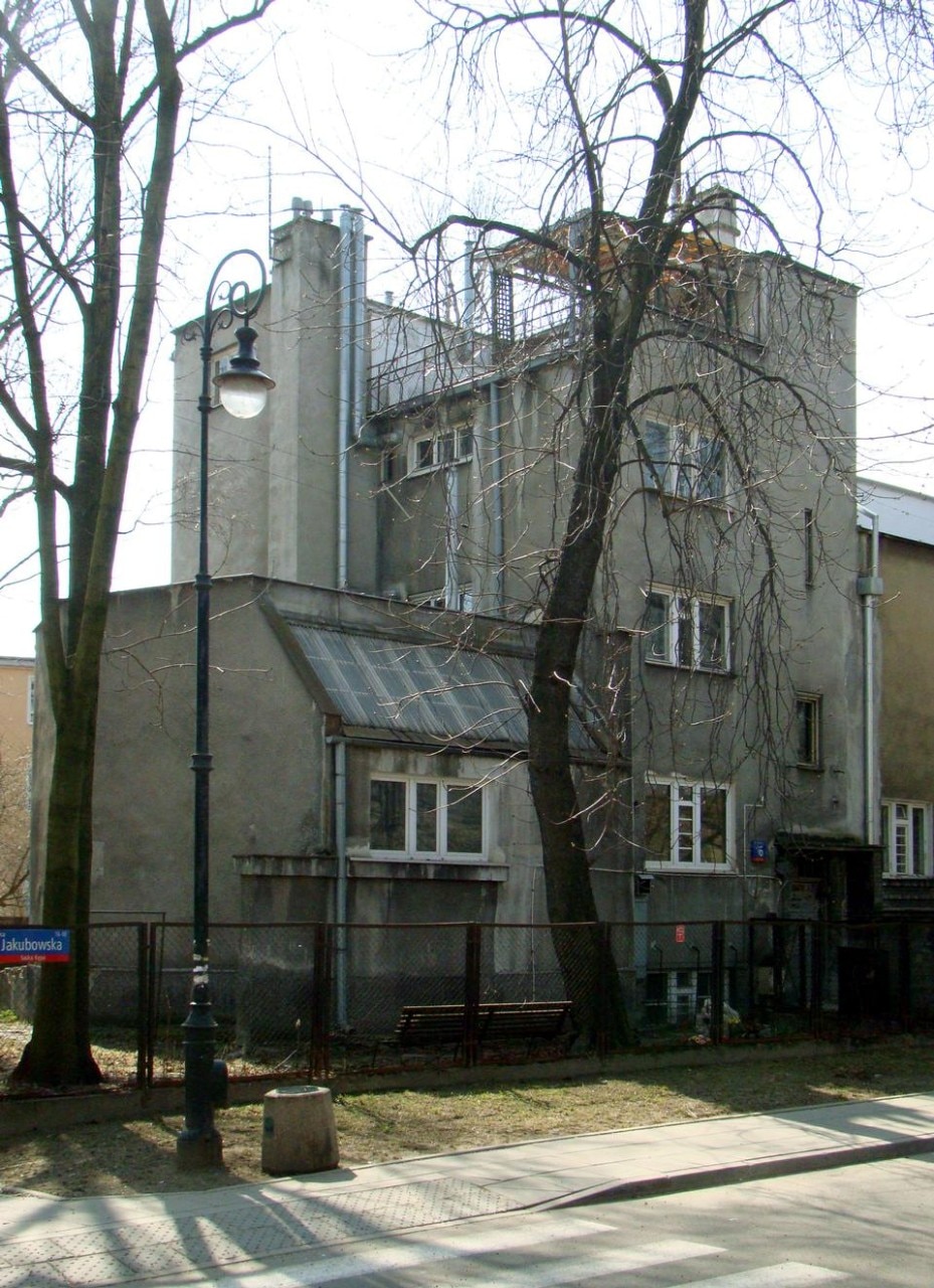 Functional House, courtesy BWA Warszawa.