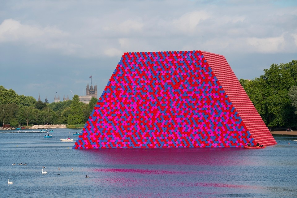 Christo and Jeanne-Claude, The London Mastaba, Hyde Park, 2018 - domus
