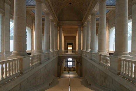 The central loggia from the top of the grand stairway leading down to the museum’s entrance. Photo by Kaz Tsuruta