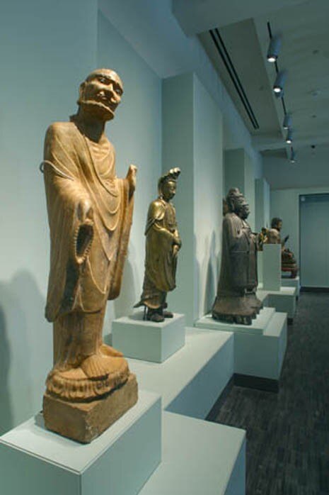 The Asian Art Museum’s gallery showcasing Chinese Buddhist arts. The gallery is located on the museum’s third floor. Photo by Kaz Tsuruta