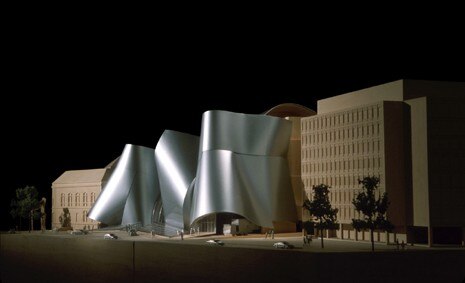 12 Frank Gehry building