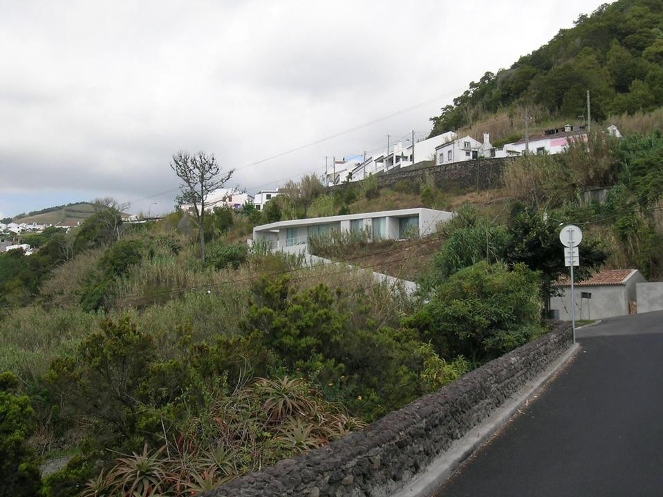 Pedro Maurício Borges: house in Caloura