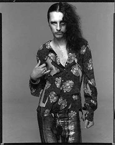 Alice Cooper, rock singer, New York City. ©1999 Richard Avedon