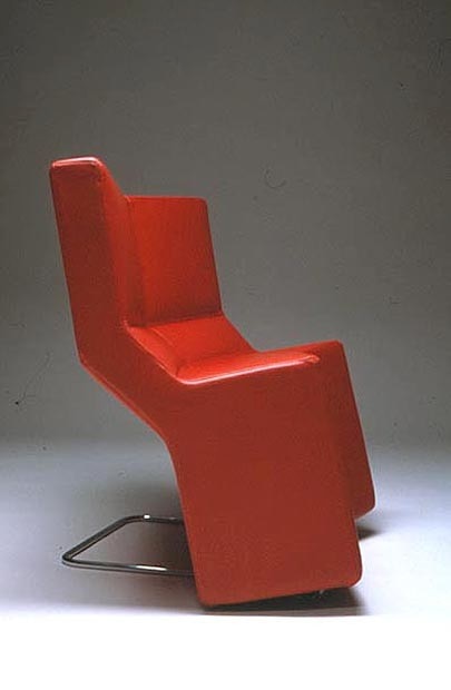 Classicon: Grcic‘s first upholstered item,"Chaos”, encourages new sitting habits