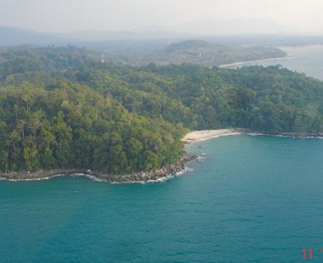 The Khao Lak National Park is the place chosen for constructing the Memorial