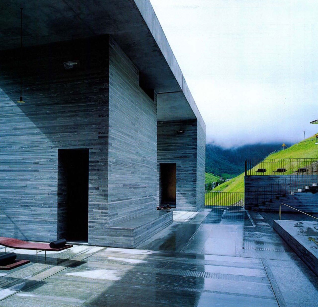 peter zumthor atmospheres architectural environments surrounding objects