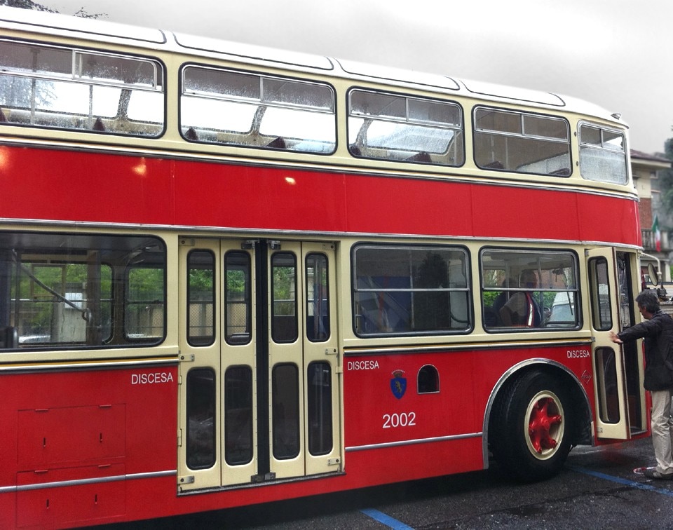 The only surving bus from the  Italia 1961 celebrations  that will be used for the duration of the exhibit to visit other buildings by Nervi in Turin