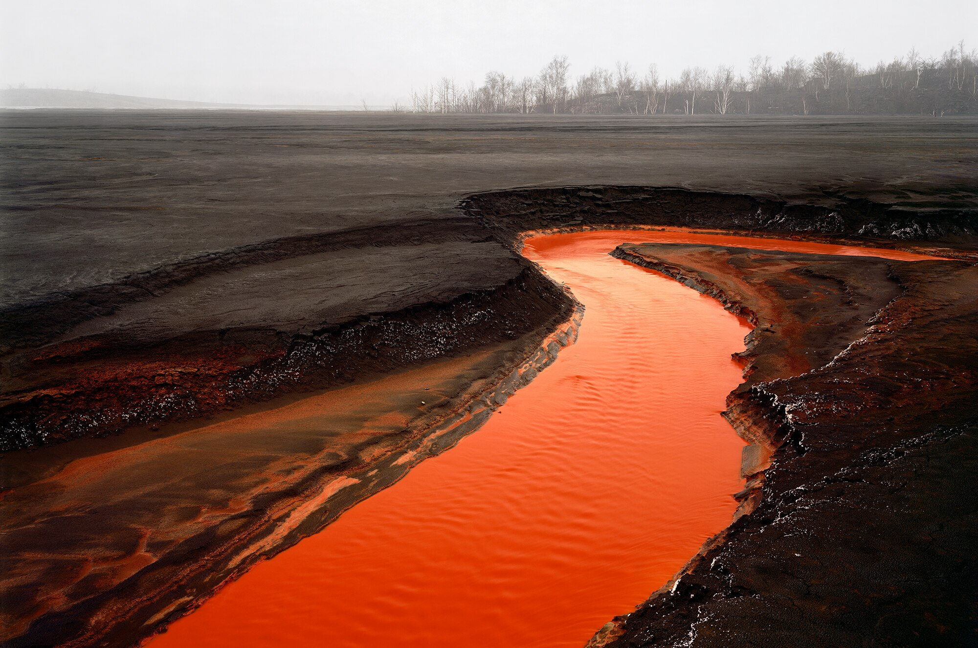 Edward Burtynsky Photographs the Human Imprint on African