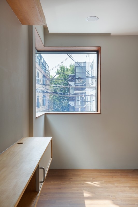 Seoul. A tiny brick house without a specific function. Designed by Fhhh ...