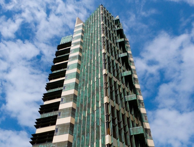 Frank Lloyd Wright, Price Tower, Bartlesville, Oklahoma, Stati Uniti d'America 1956. Foto Warren LeMay da Flickr