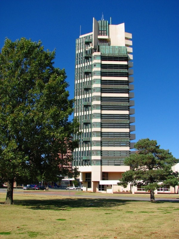 Frank Lloyd Wright, Price Tower, Bartlesville, Oklahoma, Stati Uniti d'America 1956