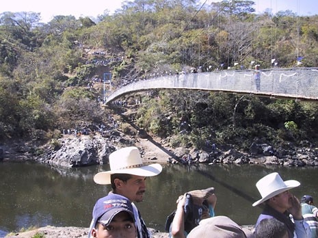 Il Puente Internacional sul Rio Lempa, tra Honduras ed El Salvador