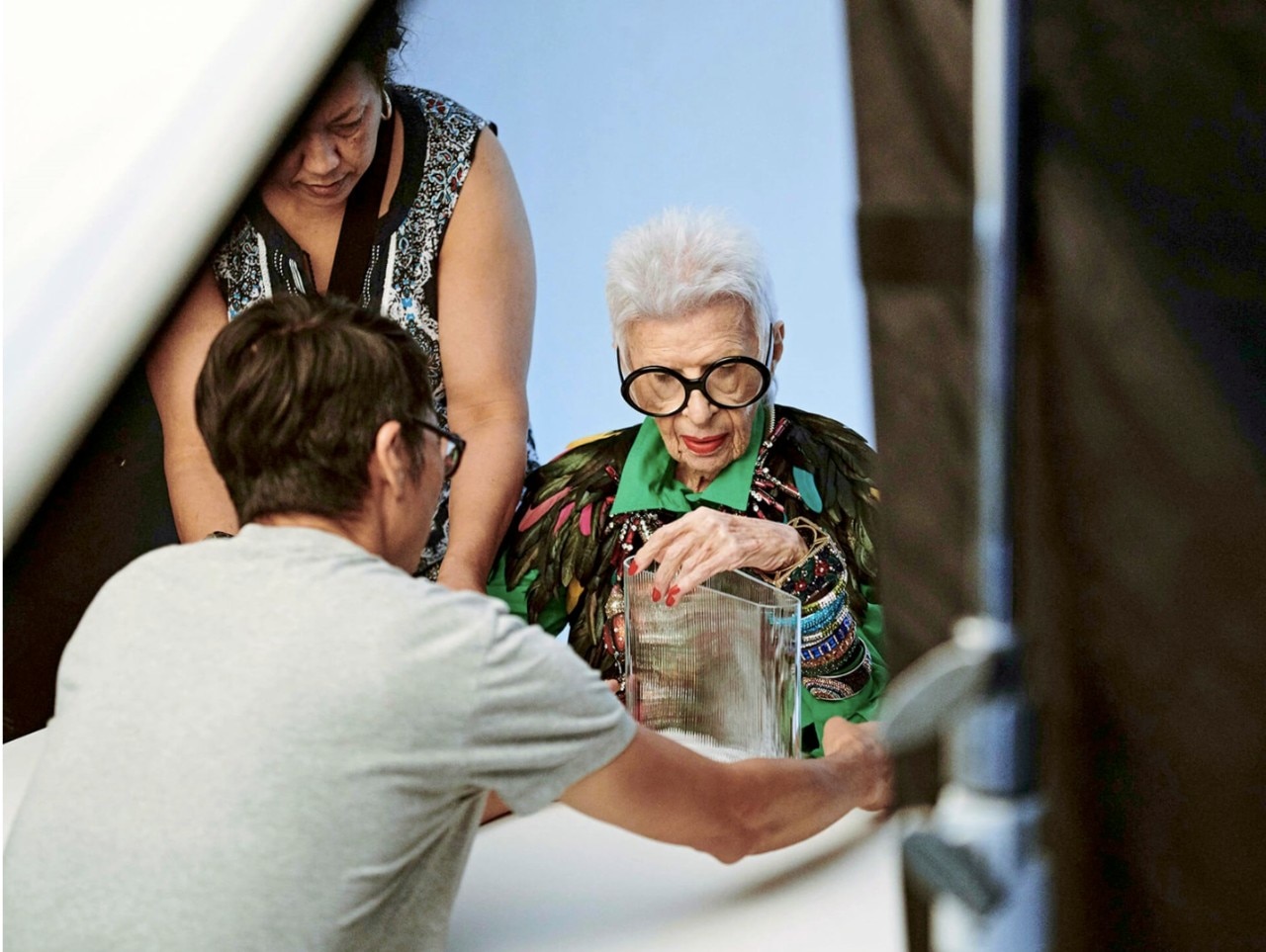 Interview with Iris Apfel: “Who doesn't want to have their own face on their  desk?”