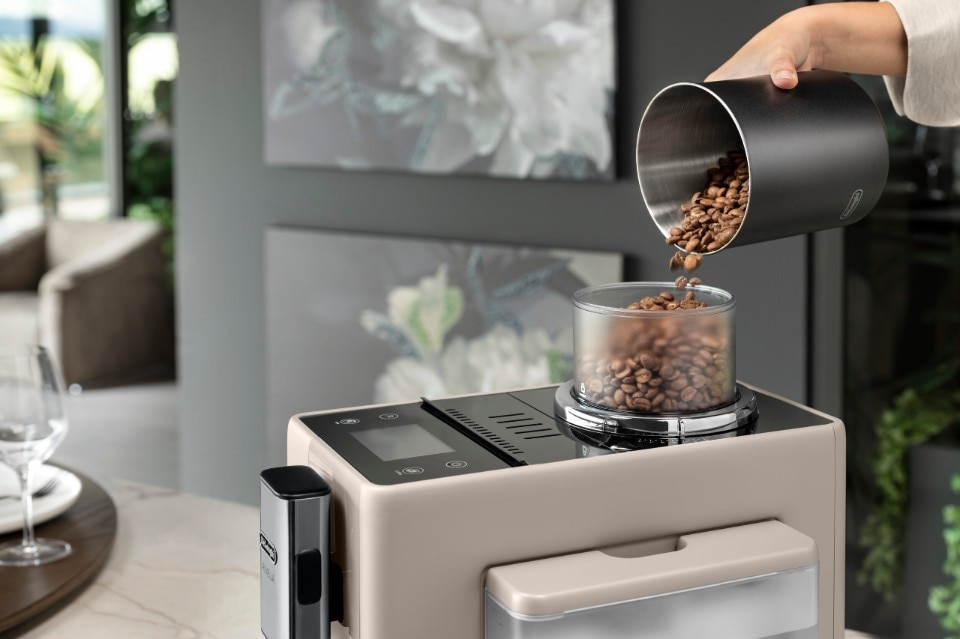 De'Longhi lancia Rivelia, la nuova macchina automatica per caffè