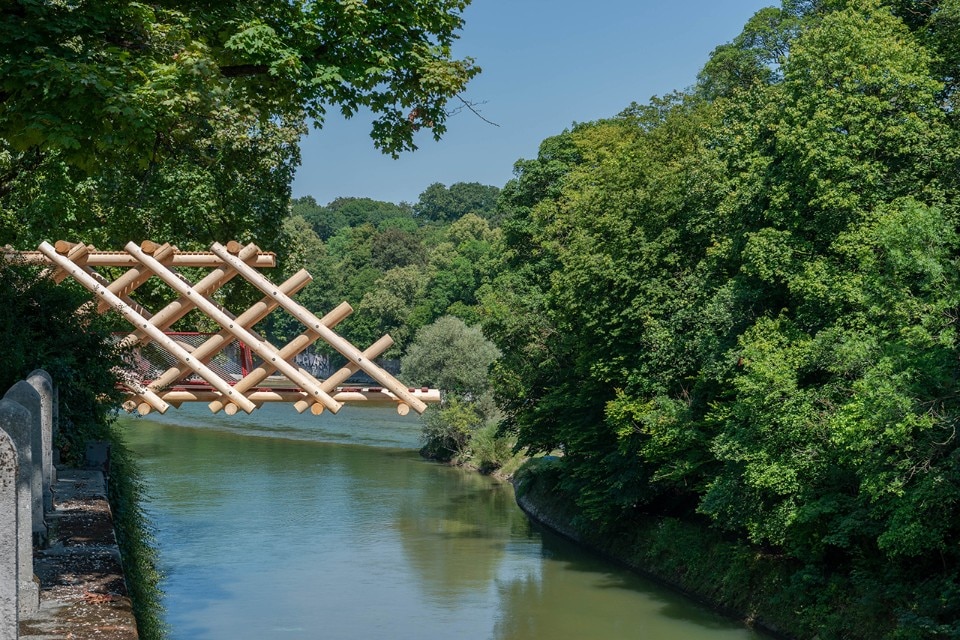 In Munich Atelier Bow-Wow builds a visual bridge between the city and nature