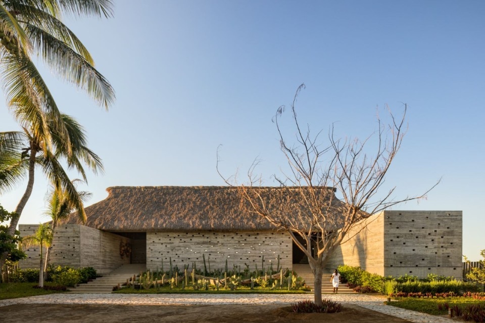 A vacation house between mountains and ocean in Puerto Escondido