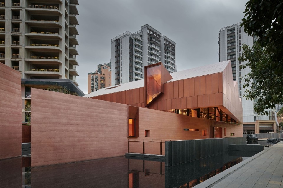 Relic Shelter: a tea house among skyscrapers in Fuzhou by Neri&Hu