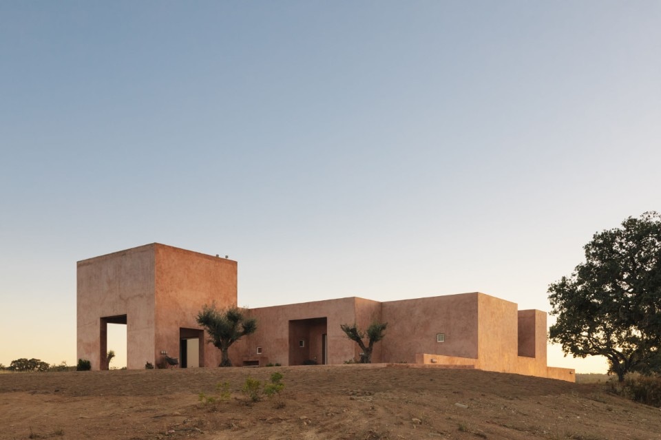 In Portugal, a house that belongs to the land