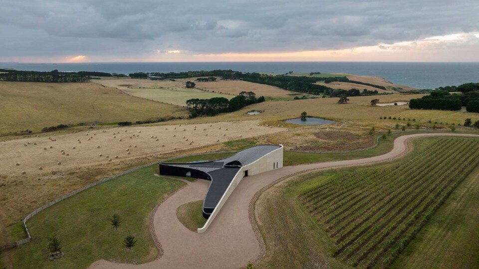 Australian house emerges from the earth like a living organism