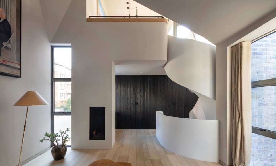 Historic house transformed into a solar house in London