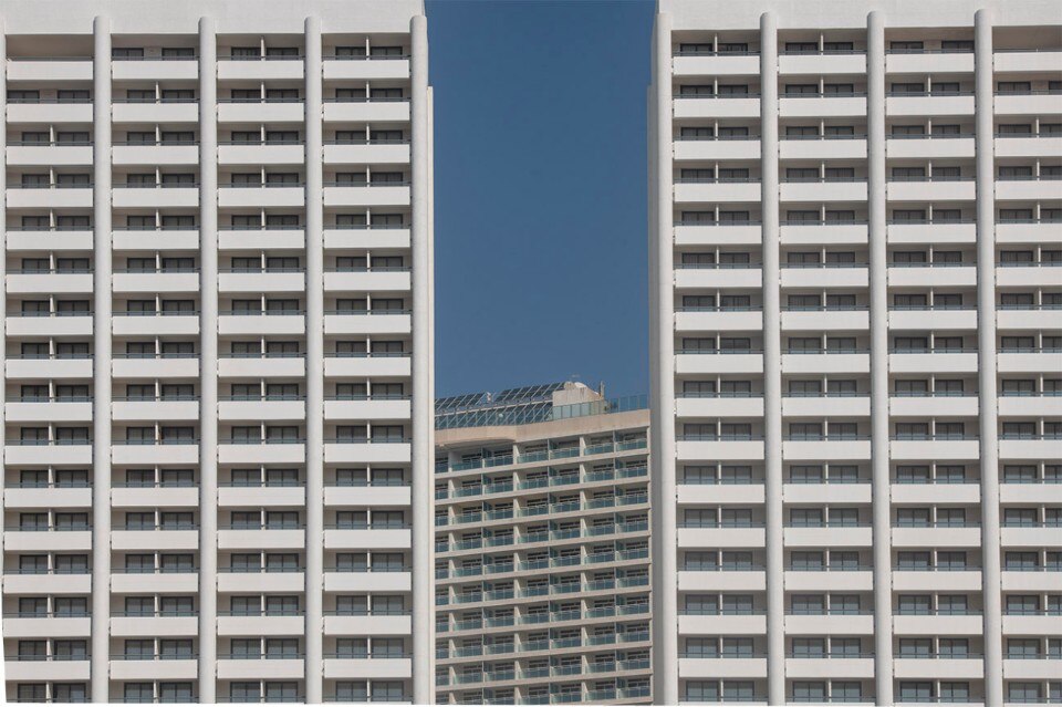 Empty hotels in Benidorm as a metaphor of the moment