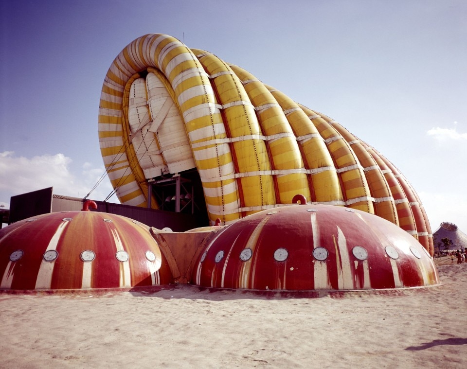 Aerodream, the spectacular history of inflatables