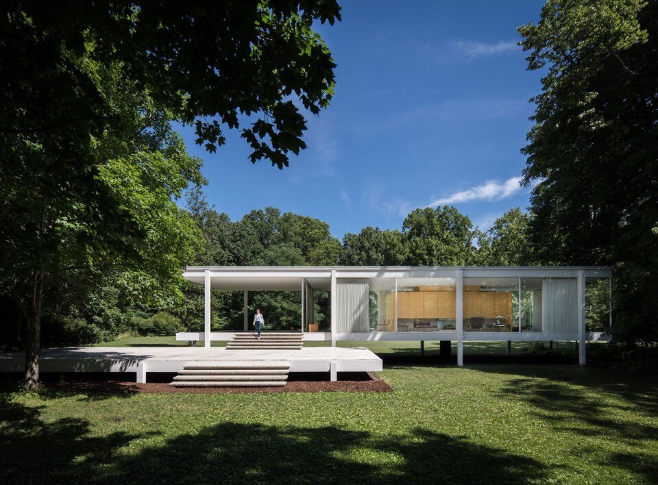 Farnsworth House