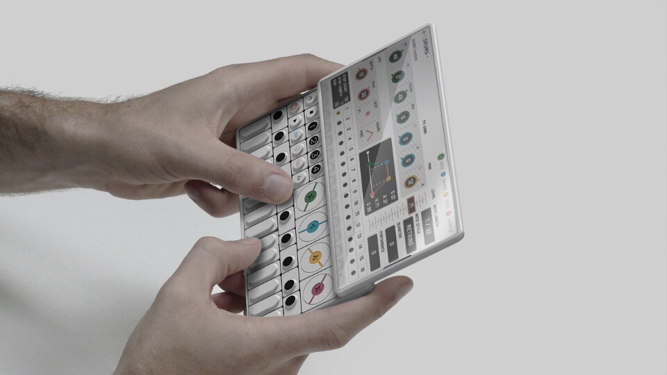 The concept of a smartphone that is also a portable synthesizer