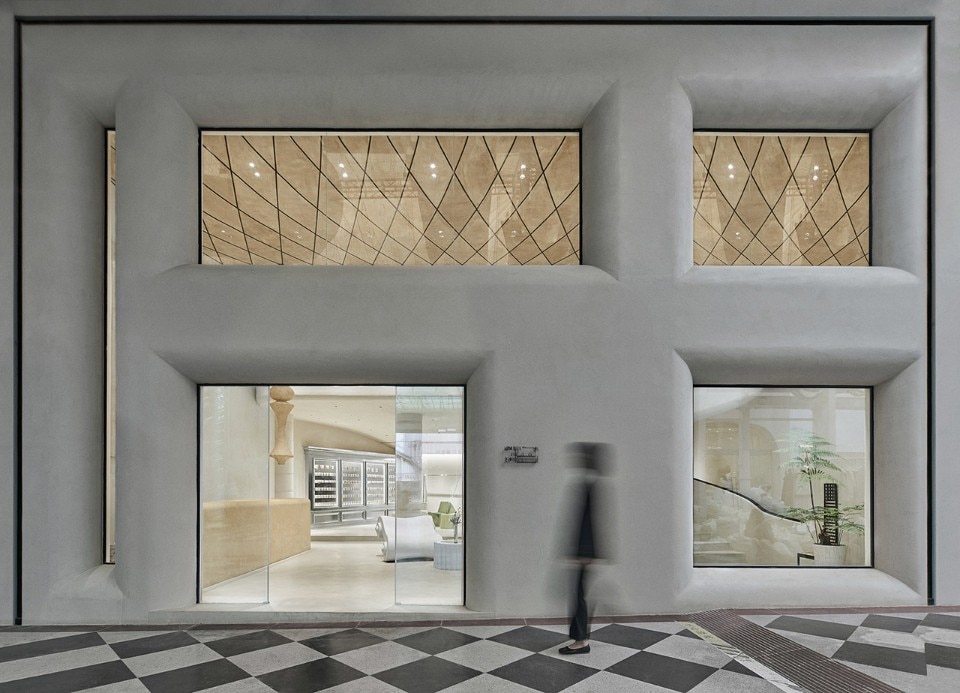 A showroom in Guangzhou enhances the tactile perception of space