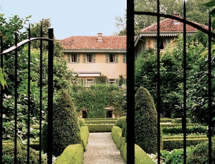 Villa Frescot, where Gianni Agnelli lived and passed away, is for sale