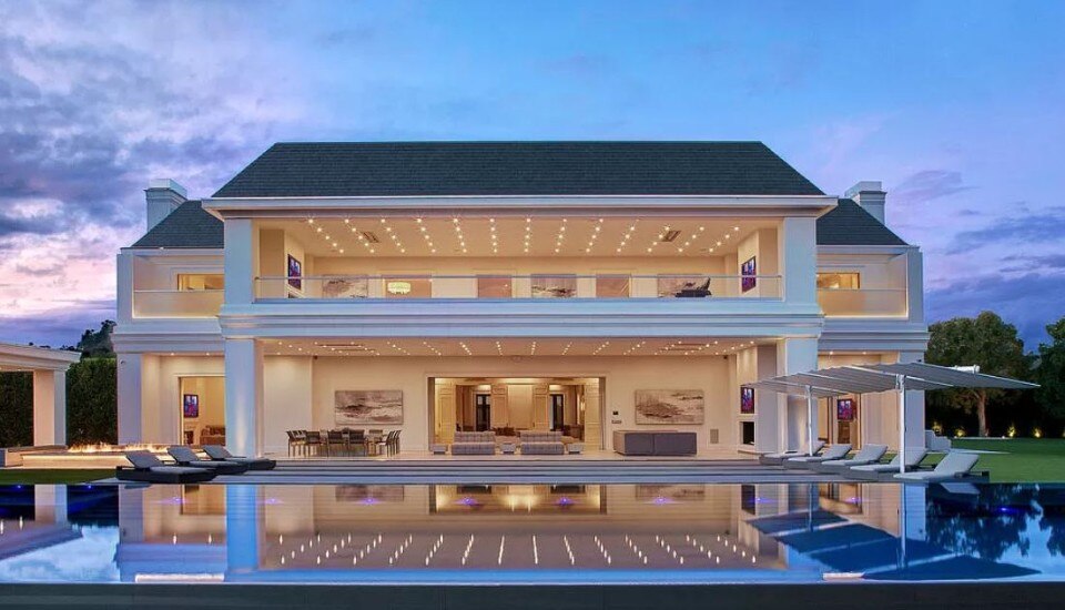 Jennifer Lopez and Ben Affleck’s mega villa in Beverly Hills is up for sale