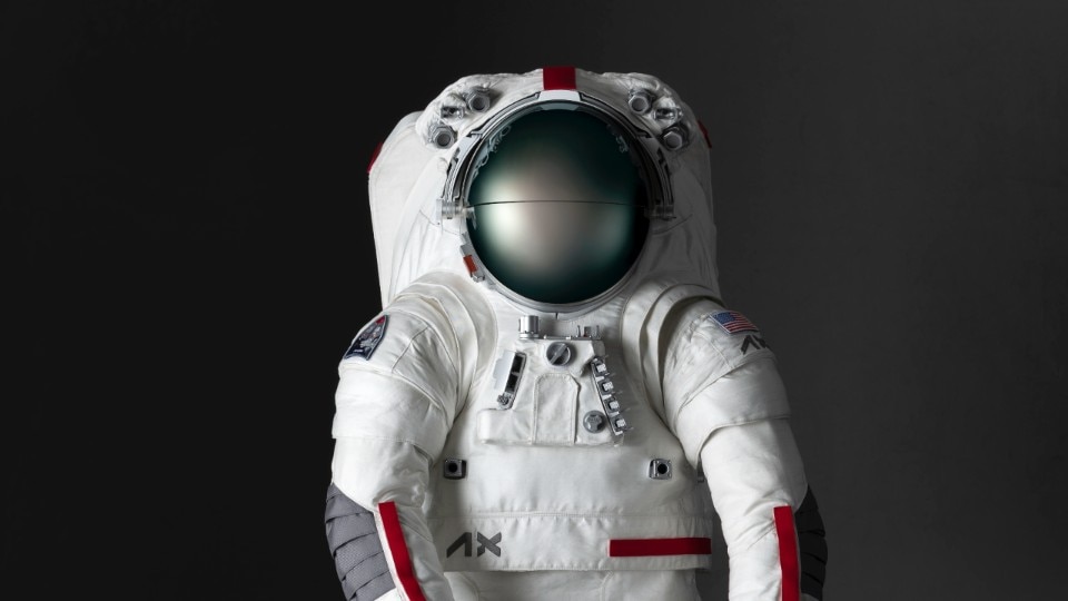 Astronauts to wear Prada spacesuits on the Moon