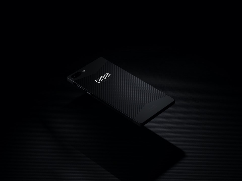 Carbon 1 MK II is a carbon fibre smartphone “inspired by the Bauhaus”