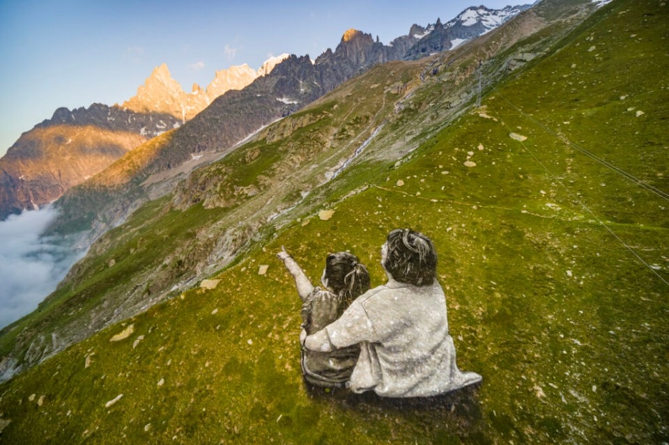 Saype’s new artwork on the slopes of Mont Blanc