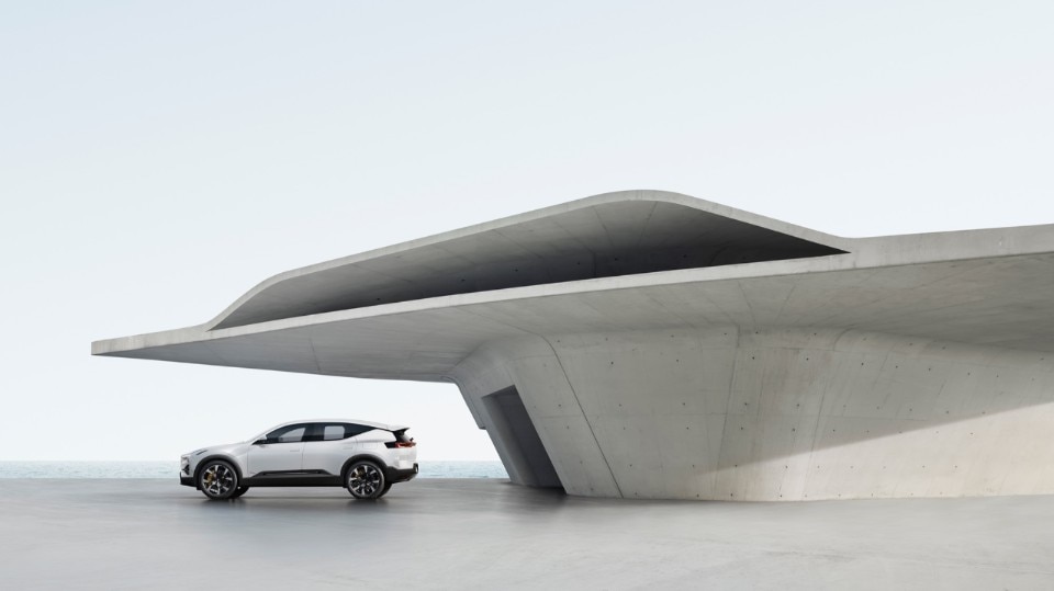 Zaha Hadid’s architecture in southern Italy as the perfect backdrop for the new Polestar 3