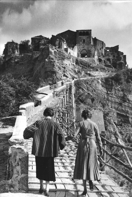 Civita di Bagnoregio, the dying town between depopulation and overtourism