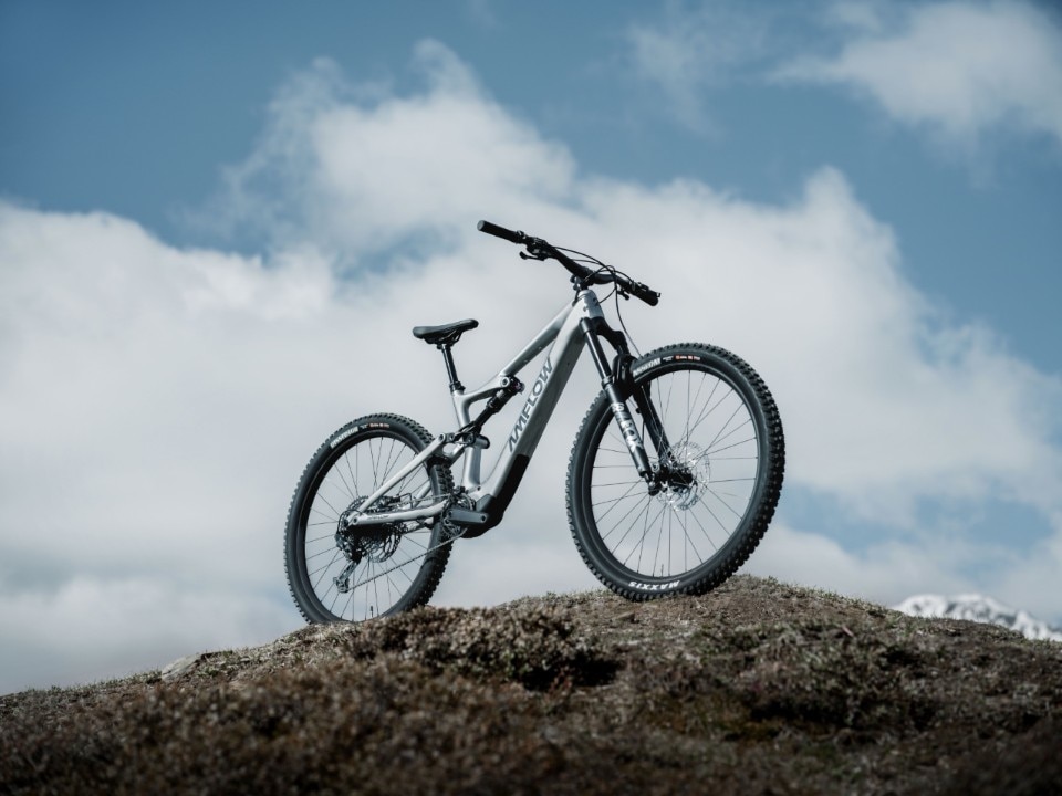 DJI, the drone brand, launches a line of e-bikes: “a natural step”